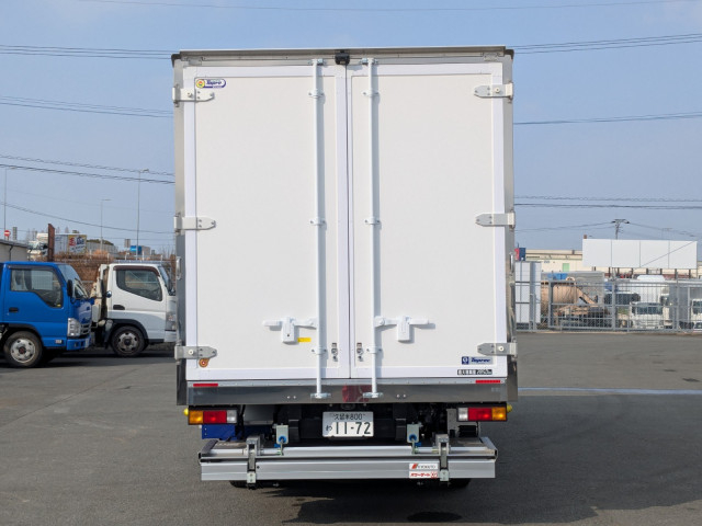 三菱ふそう キャンター 小型 冷蔵冷凍バン 2RG-FEB50(100099) 8枚目