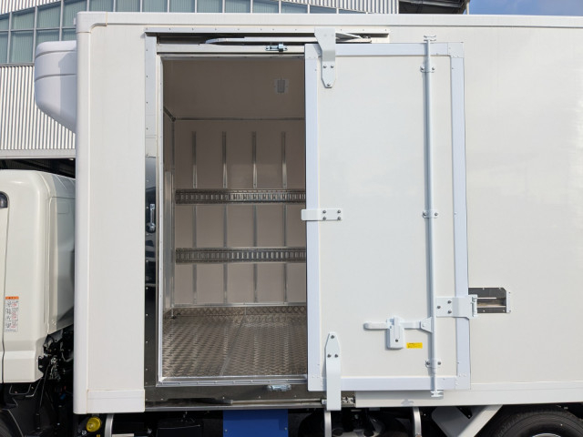 三菱ふそう キャンター 小型 冷蔵冷凍バン 2RG-FEB50(100099) 15枚目