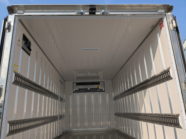 三菱ふそう キャンター 小型 冷蔵冷凍バン 2RG-FEB50(100099) 21枚目