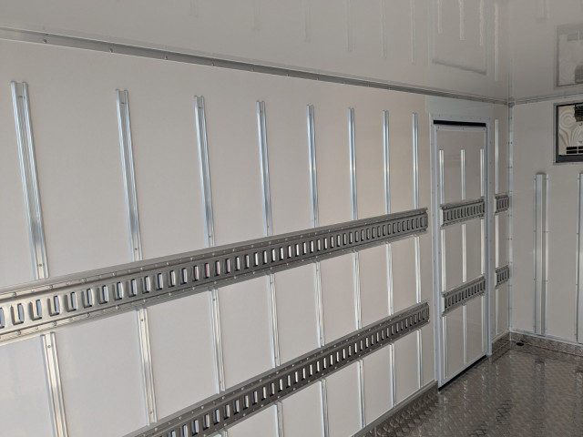 三菱ふそう キャンター 小型 冷蔵冷凍バン 2RG-FEB50(100099) 28枚目