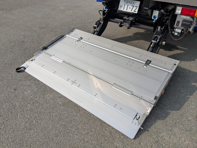 三菱ふそう キャンター 小型 冷蔵冷凍バン 2RG-FEB50(100099) 32枚目