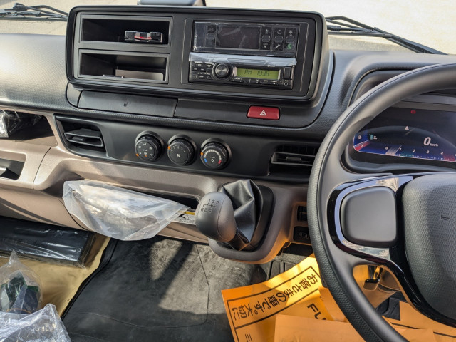 三菱ふそう キャンター 小型 冷蔵冷凍バン 2RG-FEB50(100099) 39枚目