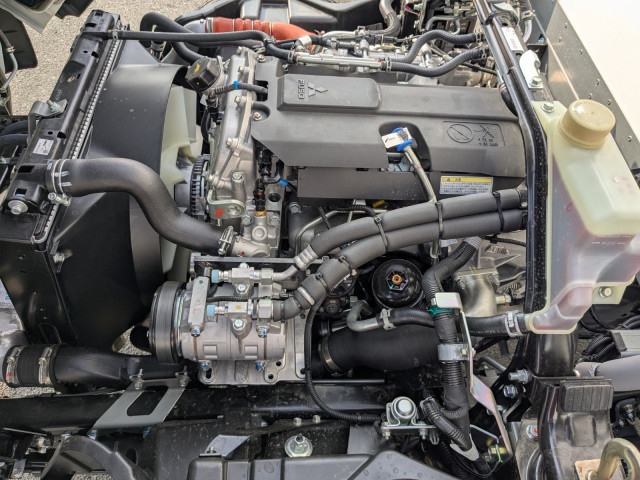 三菱ふそう キャンター 小型 冷蔵冷凍バン 2RG-FEB50(100099) 42枚目