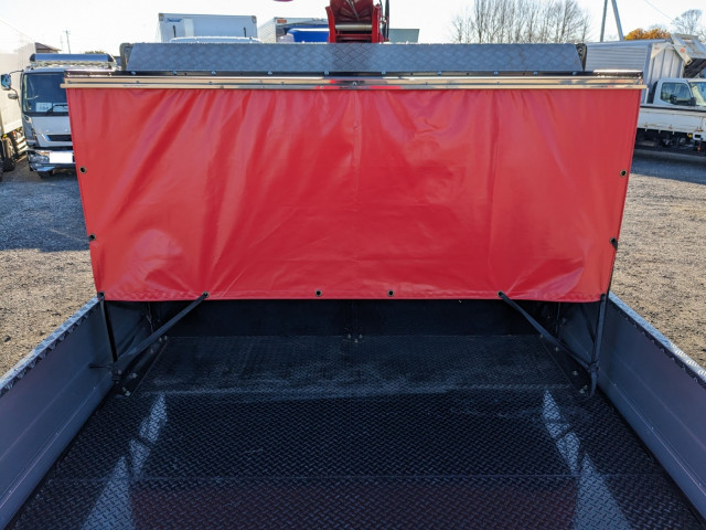 三菱ふそう ファイター 中型 平ボディ（クレーン付） 2KG-FK65F(100104) 15枚目