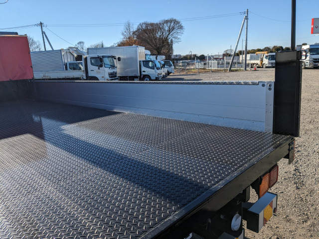 三菱ふそう ファイター 中型 平ボディ（クレーン付） 2KG-FK65F(100104) 18枚目