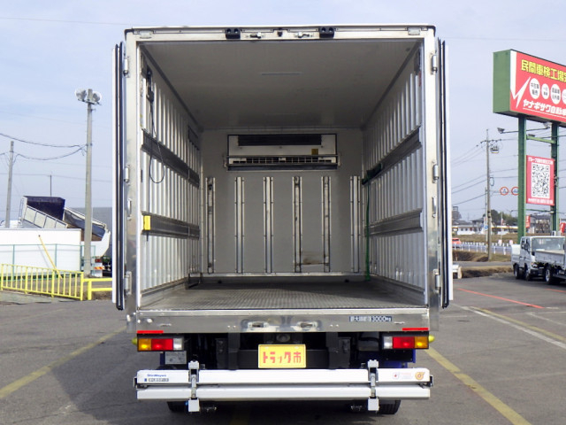三菱ふそう キャンター 小型 冷蔵冷凍バン 2RG-FEB80(100106) 7枚目