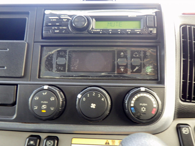 三菱ふそう キャンター 小型 冷蔵冷凍バン 2RG-FEB80(100106) 22枚目