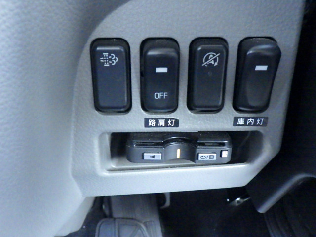 三菱ふそう キャンター 小型 冷蔵冷凍バン 2RG-FEB80(100106) 24枚目