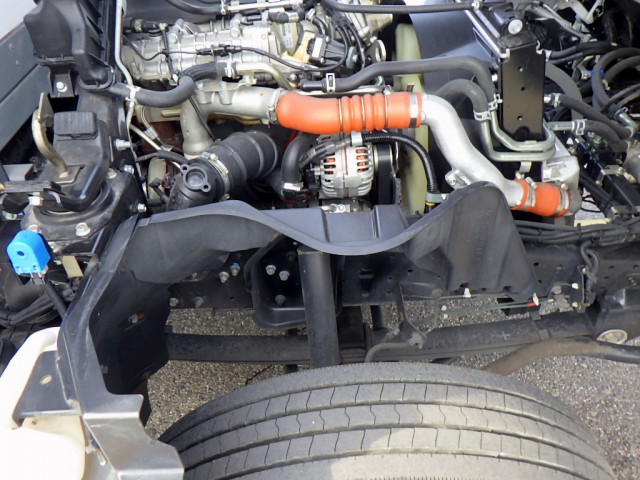 三菱ふそう キャンター 小型 冷蔵冷凍バン 2RG-FEB80(100106) 34枚目