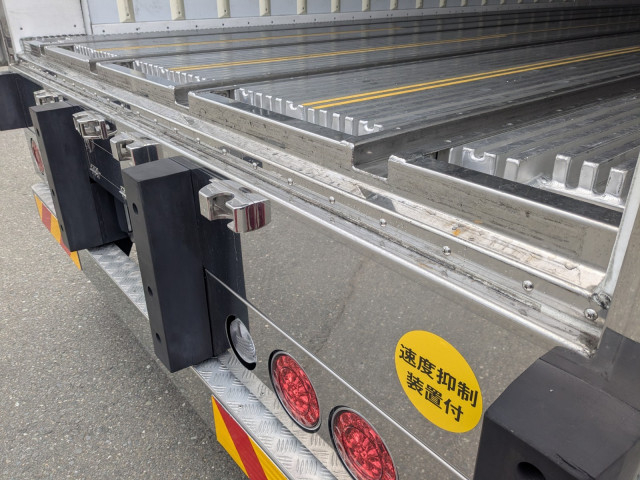 日野 プロフィア 大型 ウィング 2KG-FW1AHC(100108) 11枚目