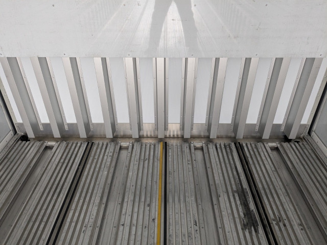 日野 プロフィア 大型 ウィング 2KG-FW1AHC(100108) 16枚目