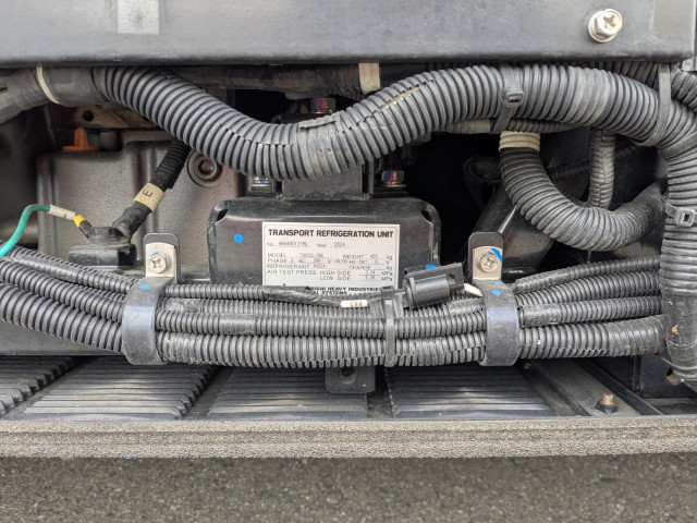 日野 プロフィア 大型 ウィング 2KG-FW1AHC(100108) 32枚目