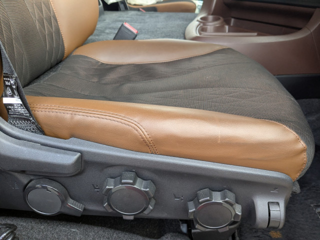 日野 プロフィア 大型 ウィング 2KG-FW1AHC(100108) 34枚目