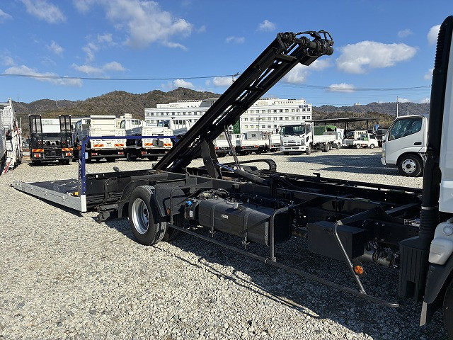 三菱ふそう キャンター 小型 キャリアカー 2PG-FEB80(100116) 10枚目