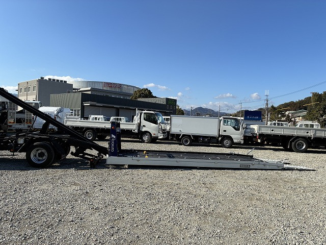 三菱ふそう キャンター 小型 キャリアカー 2PG-FEB80(100116) 11枚目