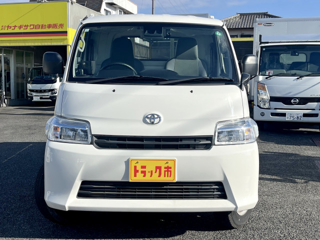 Toyota townace Small Flat body 5BF-S403U(100119) 2枚目
