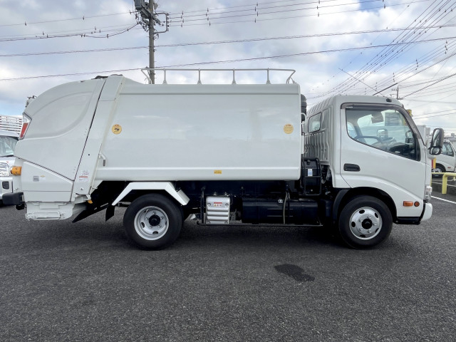 日野 デュトロ 小型 塵芥車（プレス式） 2RG-XZU640M(100122) 4枚目