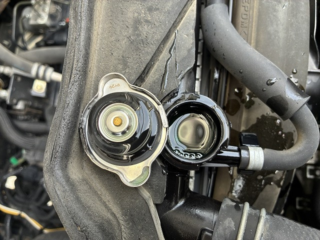 いすゞ エルフ 小型 平ボディ 2RG-NJR88A(100129) 22枚目