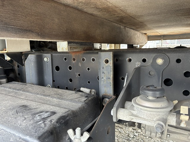 いすゞ エルフ 小型 平ボディ 2RG-NJR88A(100129) 47枚目