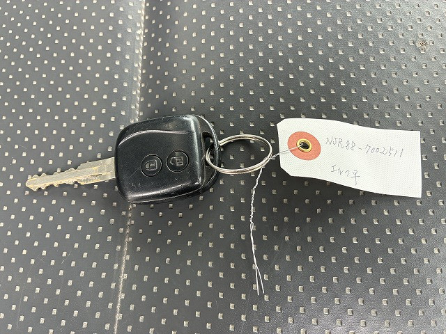 いすゞ エルフ 小型 平ボディ 2RG-NJR88A(100129) 48枚目