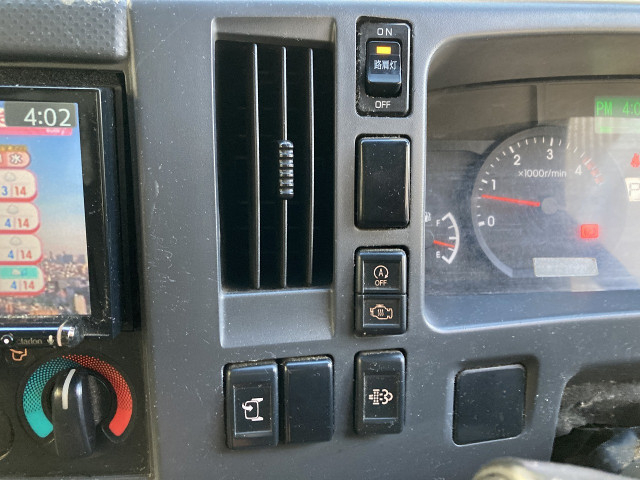 いすゞ エルフ 小型 バン 2RG-NLR88AN(100135) 36枚目