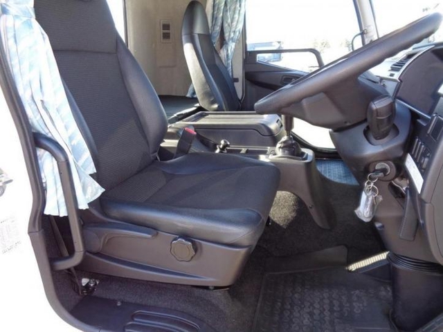 三菱ふそう ファイター 中型 平ボディ 2KG-FK62F(100140) 14枚目