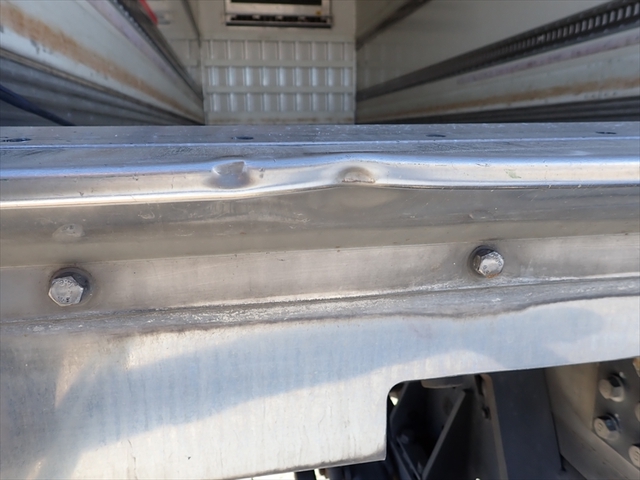 いすゞ フォワード 増トン 冷蔵冷凍バン 2PG-FTR90V2(100142) 15枚目