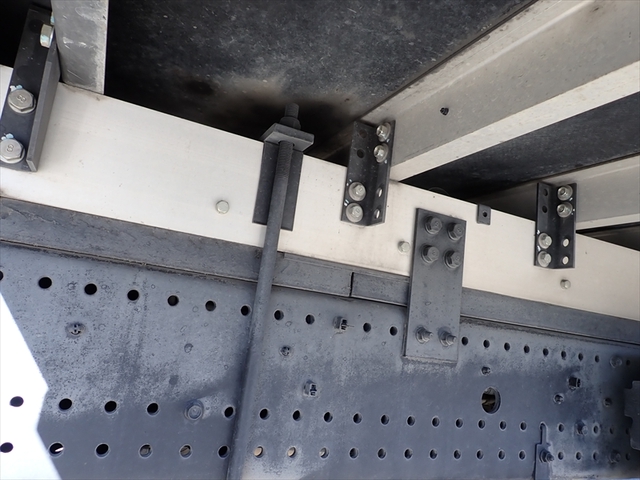 いすゞ フォワード 増トン 冷蔵冷凍バン 2PG-FTR90V2(100142) 22枚目