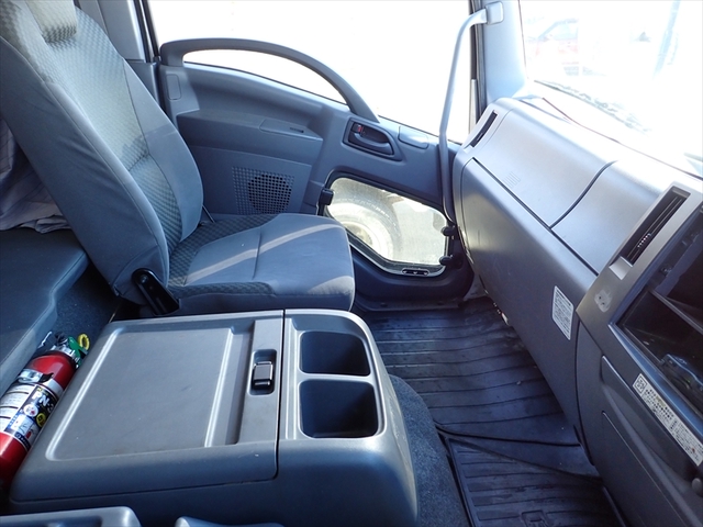 いすゞ フォワード 増トン 冷蔵冷凍バン 2PG-FTR90V2(100142) 54枚目