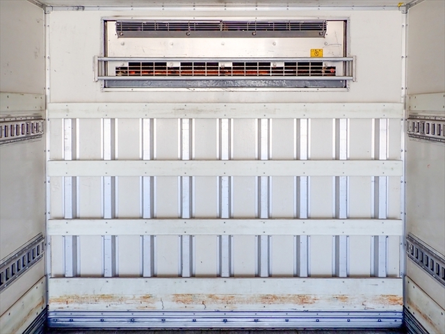 いすゞ フォワード 増トン 冷蔵冷凍バン 2PG-FTR90V2(100142) 12枚目