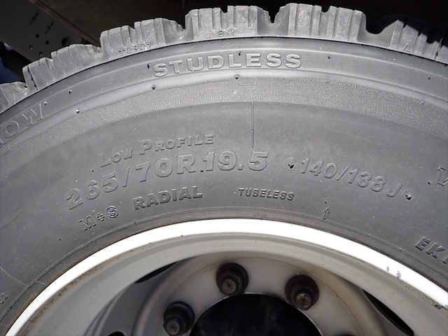 いすゞ フォワード 増トン 冷蔵冷凍バン 2PG-FTR90V2(100142) 34枚目