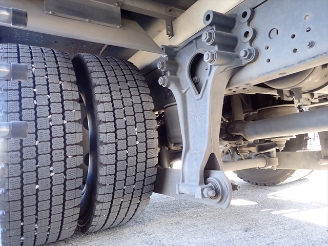 いすゞ フォワード 増トン 冷蔵冷凍バン 2PG-FTR90V2(100142) 29枚目