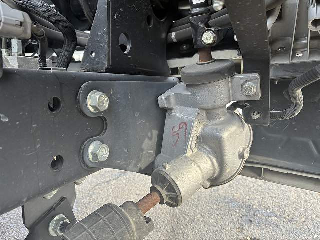 いすゞ エルフ 小型 平ボディ TRG-NHR85A(100153) 18枚目