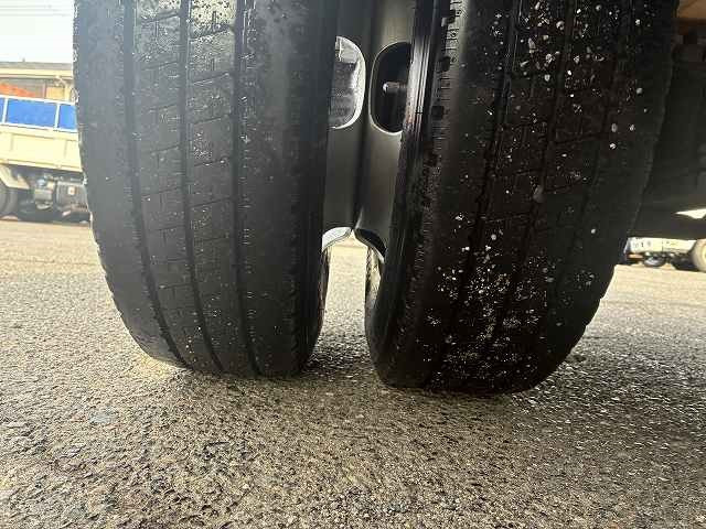 いすゞ エルフ 小型 平ボディ TRG-NHR85A(100153) 33枚目