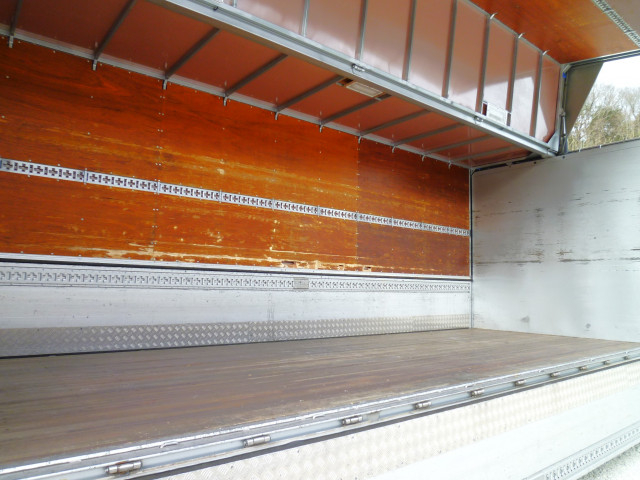 いすゞ フォワード 増トン ウィング 2RG-FSR90T2(100157) 20枚目