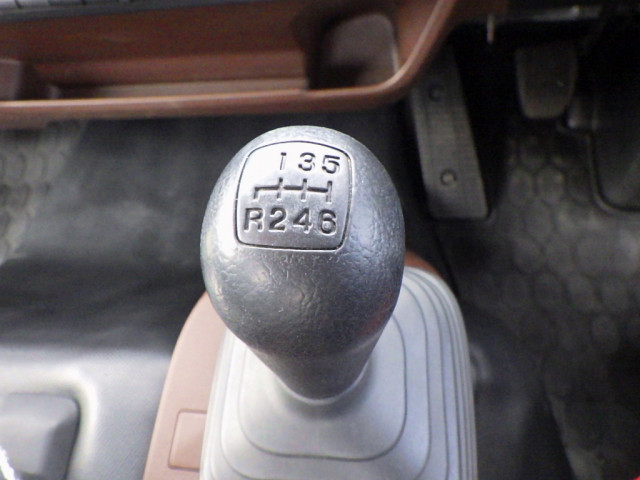 日野 レンジャー 中型 平ボディ（クレーン付） 2KG-FC2ABA(100159) 15枚目