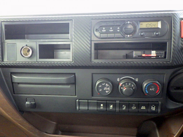 日野 レンジャー 中型 平ボディ（クレーン付） 2KG-FC2ABA(100159) 16枚目