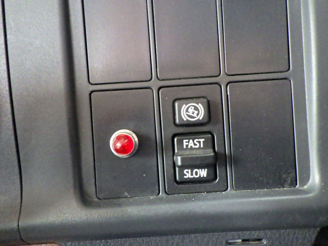 日野 レンジャー 中型 平ボディ（クレーン付） 2KG-FC2ABA(100159) 18枚目