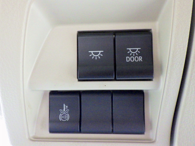 日野 レンジャー 中型 平ボディ（クレーン付） 2KG-FC2ABA(100159) 21枚目