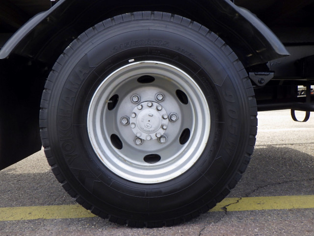 日野 レンジャー 中型 平ボディ（クレーン付） 2KG-FC2ABA(100159) 28枚目