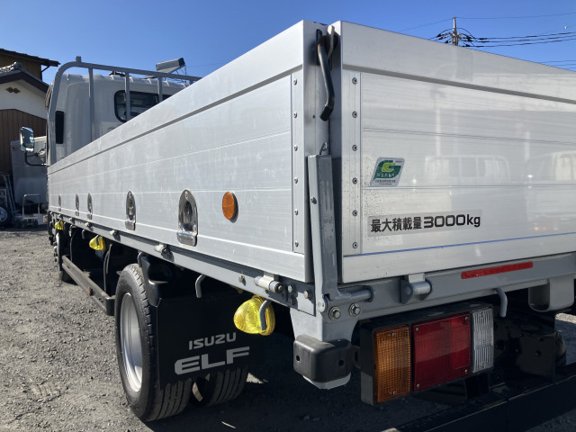 いすゞ エルフ 小型 平ボディ TRG-NPR85AR(100161) 17枚目