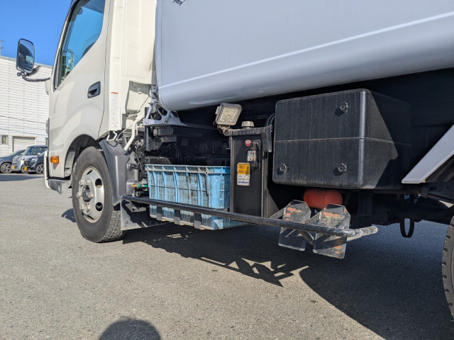 日野 デュトロ 小型 塵芥車（プレス式） TKG-XZU700M(100164) 13枚目