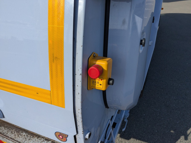 日野 デュトロ 小型 塵芥車（プレス式） TKG-XZU700M(100164) 30枚目