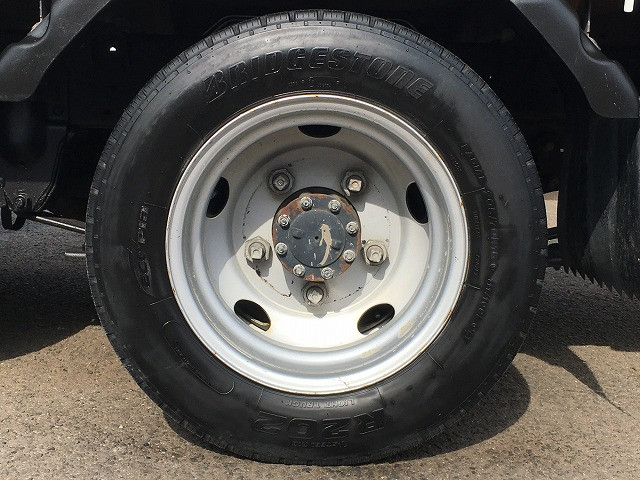 いすゞ エルフ 小型 平ボディ TRG-NKR85A(100165) 28枚目