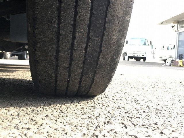 いすゞ エルフ 小型 平ボディ TRG-NKR85A(100165) 33枚目