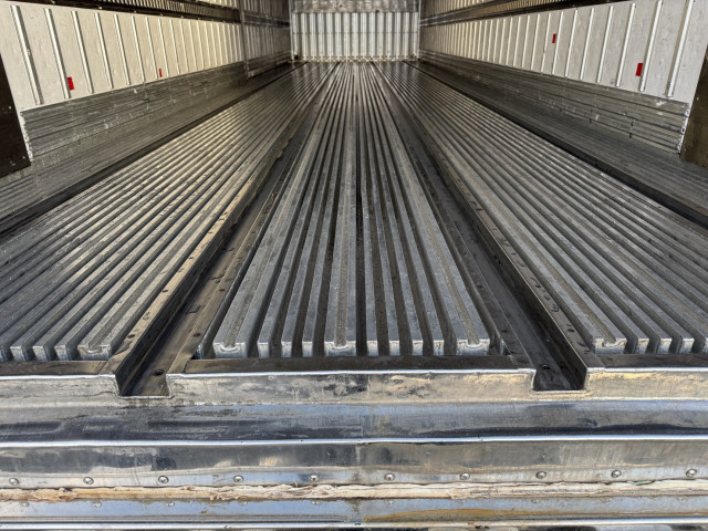 日野 プロフィア 大型 冷蔵冷凍バン QPG-FR1EZEG(100170) 14枚目