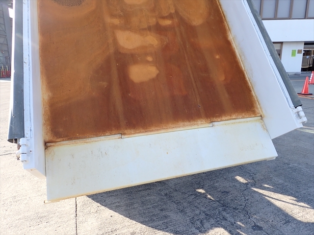 いすゞ フォワード 中型 土砂ダンプ 2RG-FRR90S1(100198) 11枚目