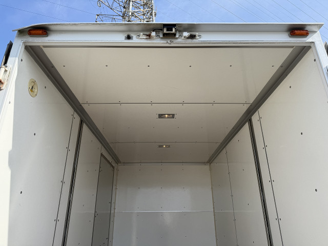 いすゞ エルフ 小型 バン TRG-NLR85N(100223) 10枚目