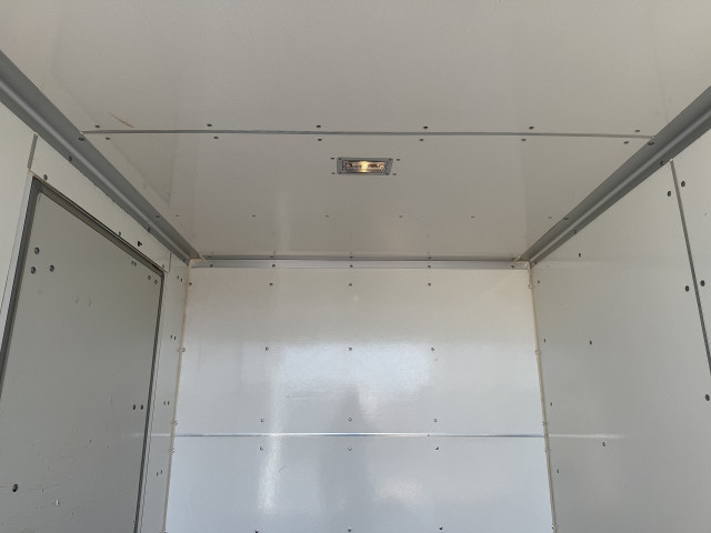 いすゞ エルフ 小型 バン TRG-NLR85N(100223) 12枚目