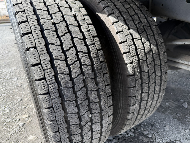 いすゞ エルフ 小型 バン TRG-NLR85N(100223) 33枚目